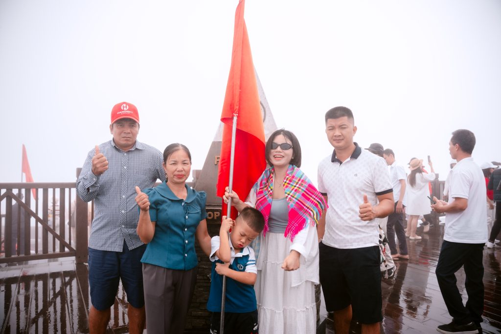 Hành trình tri ân khách hàng Sanfovet 2026 tại Sapa